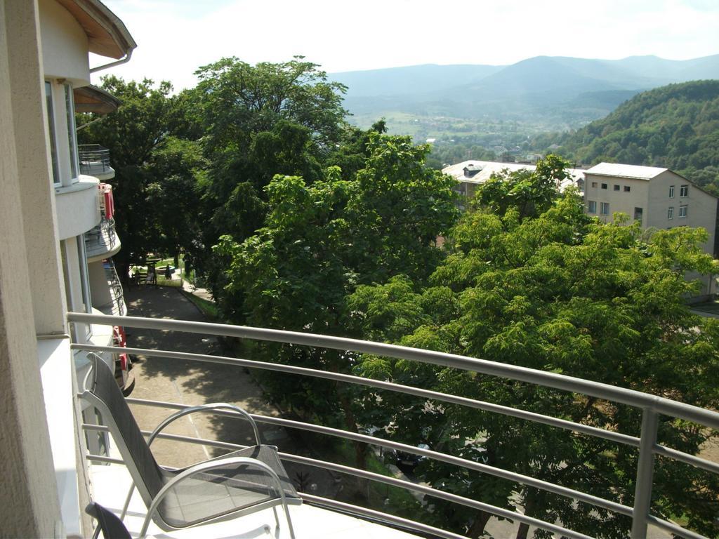 Quelle Polyana Hotel ภายนอก รูปภาพ