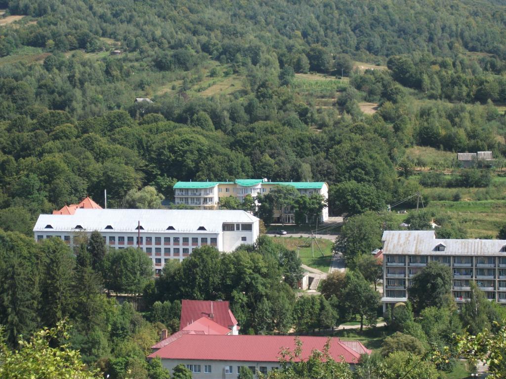 Quelle Polyana Hotel ภายนอก รูปภาพ
